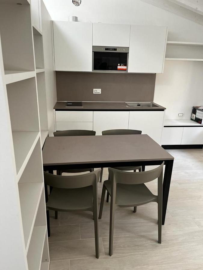 Smart Apartments Palazzo Mazzini Rovereto  Bagian luar foto