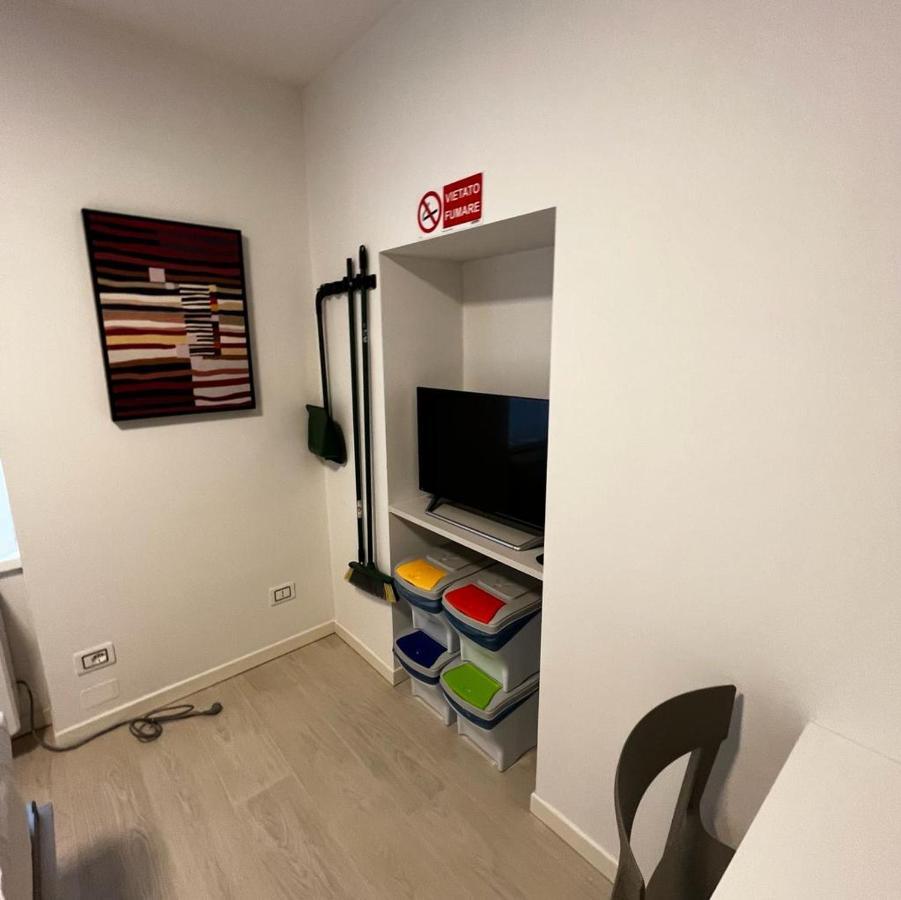 Smart Apartments Palazzo Mazzini Rovereto  Bagian luar foto