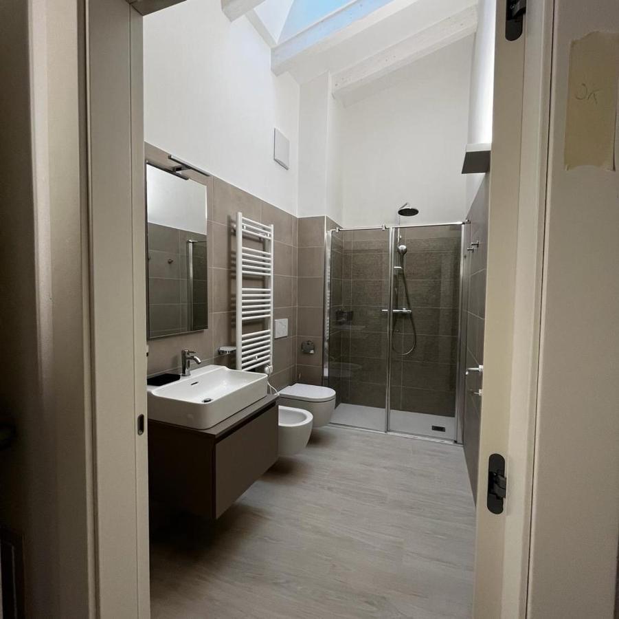 Smart Apartments Palazzo Mazzini Rovereto  Bagian luar foto