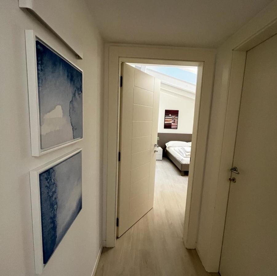 Smart Apartments Palazzo Mazzini Rovereto  Bagian luar foto