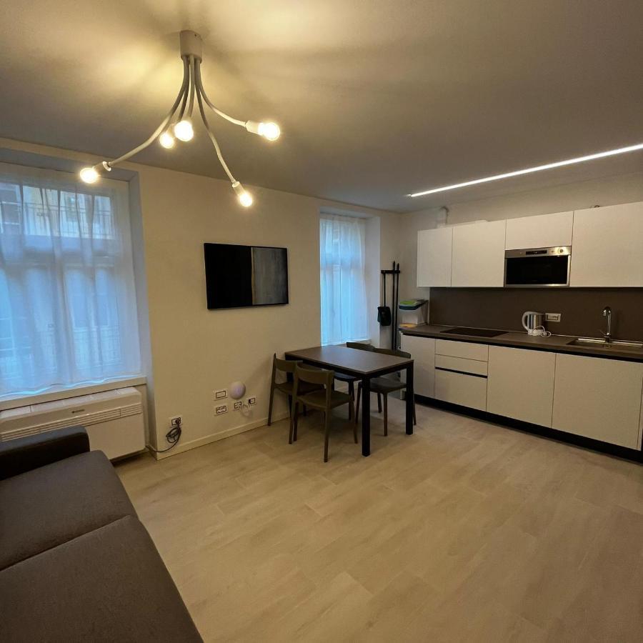Smart Apartments Palazzo Mazzini Rovereto  Bagian luar foto